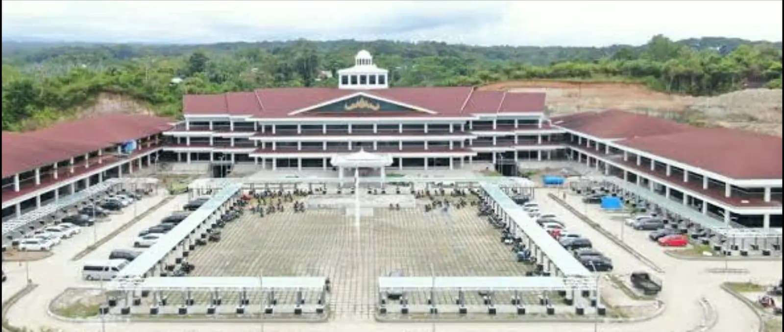 Kantor Bupati Pesisir Barat