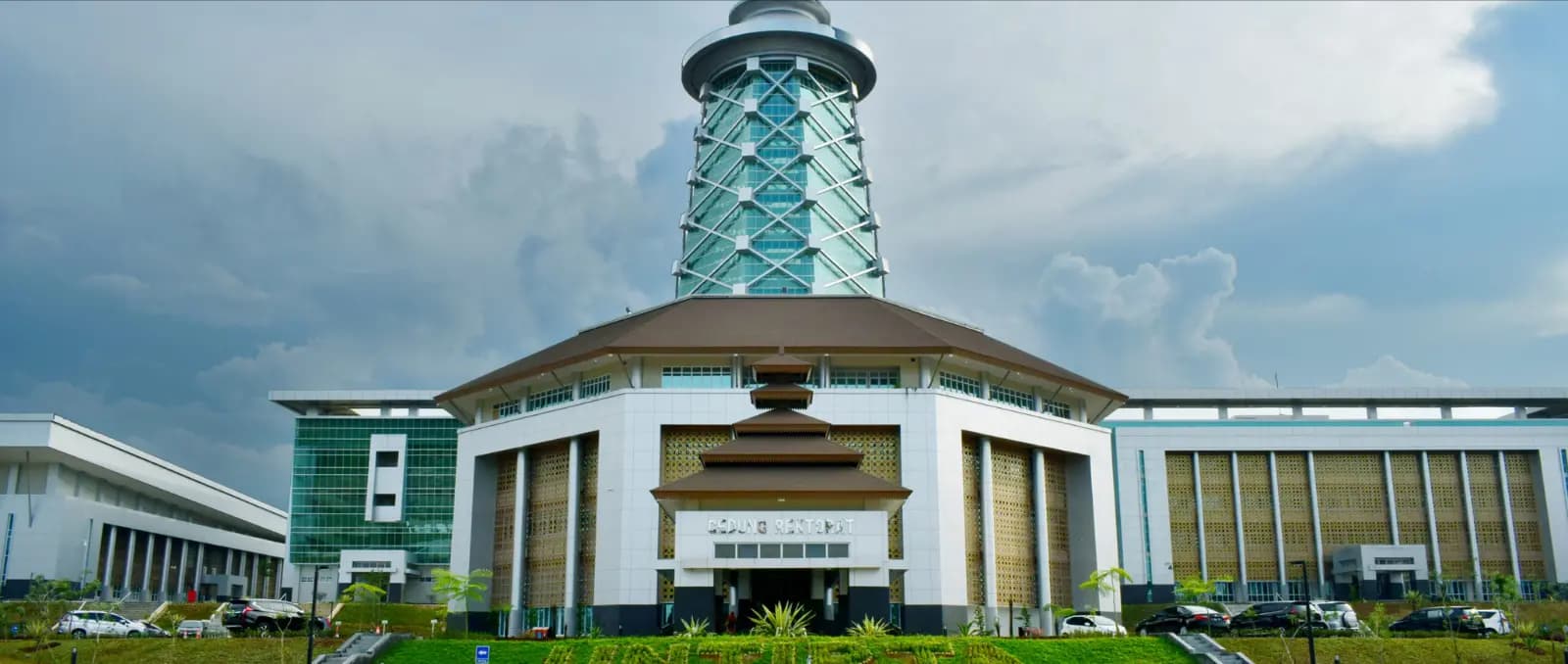 Universitas Sultan Ageng Tirtayasa (UNTIRTA)
